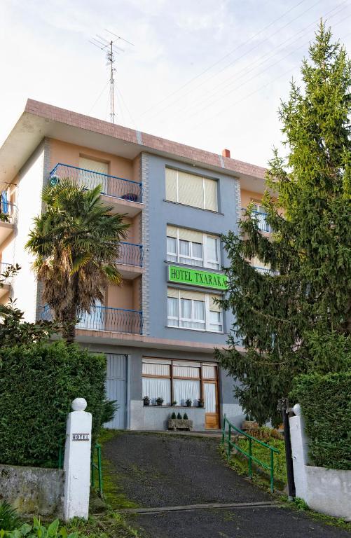 Hotel Txaraka ベルメオ エクステリア 写真